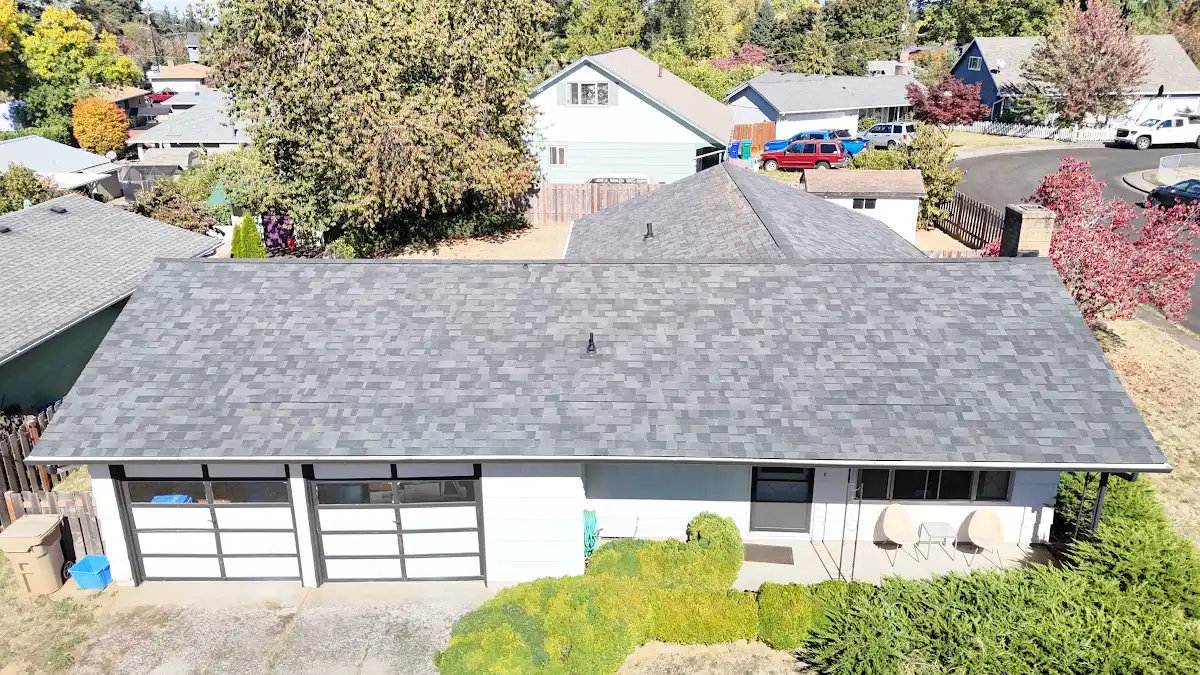 Finished Malarkey Vista roof in Midnight Black on a ranch home in Aldercrest, Milwaukie, OR
