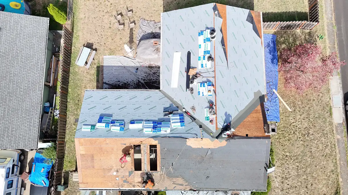 New plywood and Malarkey underlayment going down on a home in Aldercrest, Milwaukie, OR
