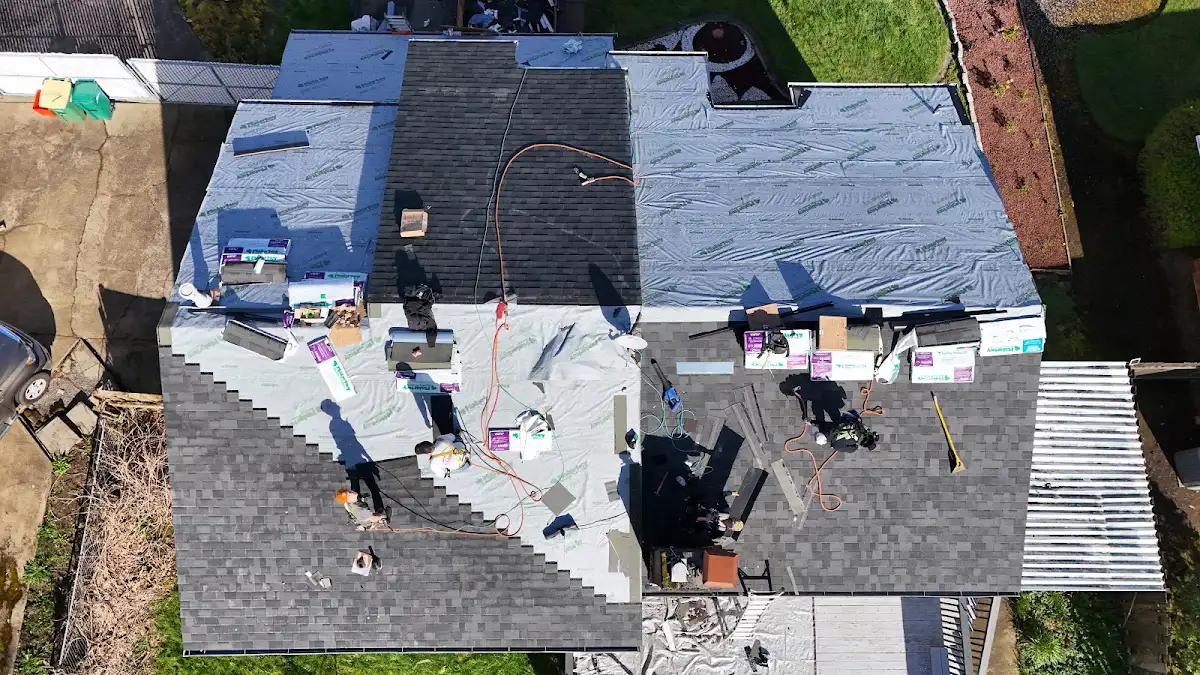 Malarkey Vista shingles going on over new underlayment during a roof replacement in Troutdale, OR